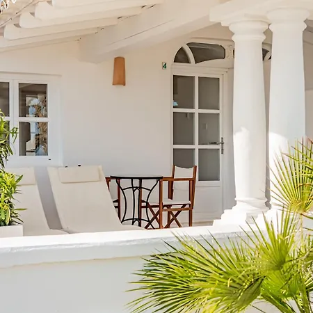 The Sea Club Hotel