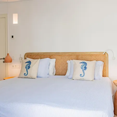 The Sea Club Bed & Breakfast