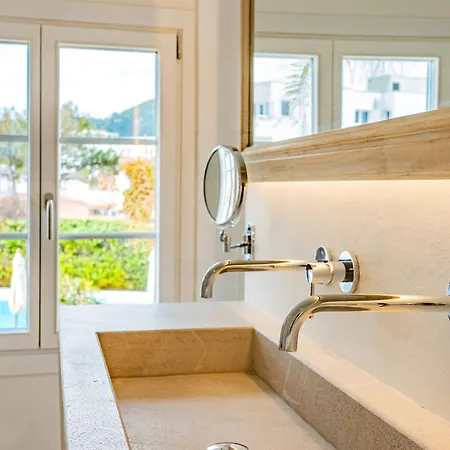 Bed & Breakfast The Sea Club 3*
