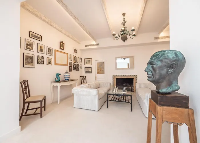 Готель The Sea Club Кала-Ратхада