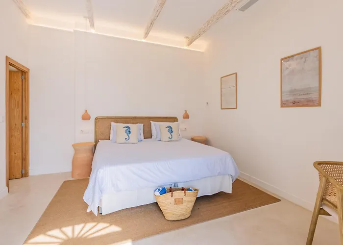 The Sea Club Готель 4*