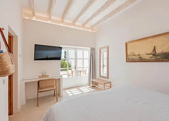 Отель The Sea Club 4*