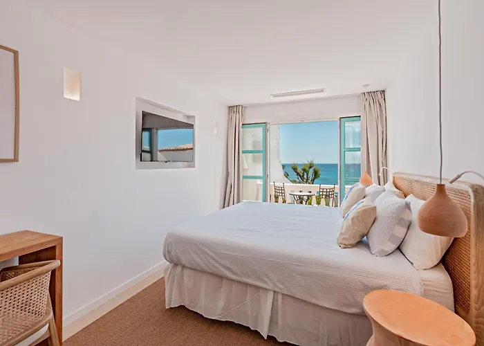 The Sea Club Отель 4*