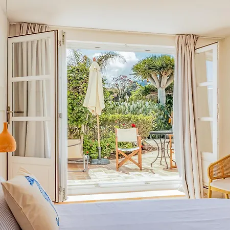 Bed and Breakfast The Sea Club