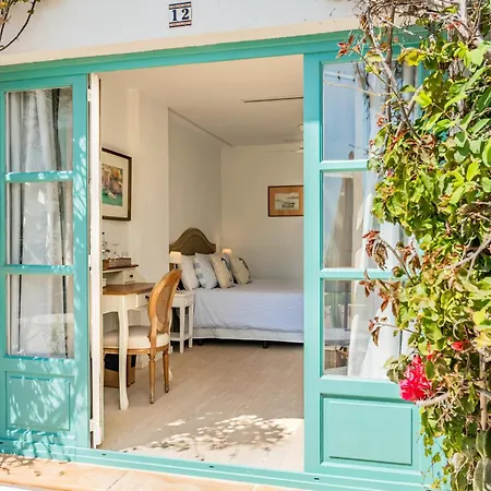 Bed and Breakfast The Sea Club 3*