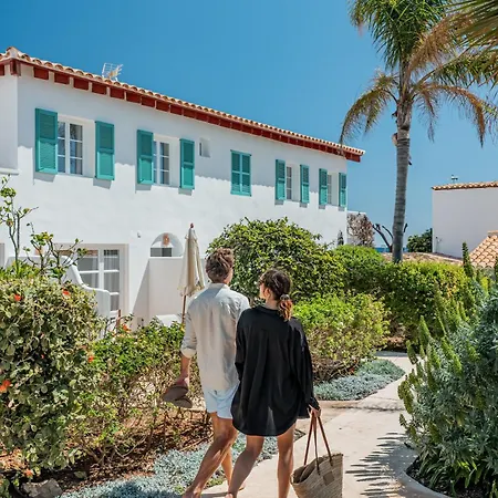 The Sea Club 칼라 라트자다